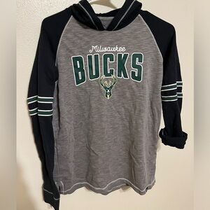 Women’s Milwaukee Bucks Hoodie